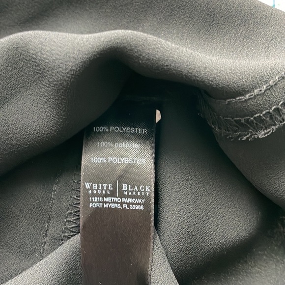 White House Black Market Ruffle TOP NWOT S - Picture 3 of 3